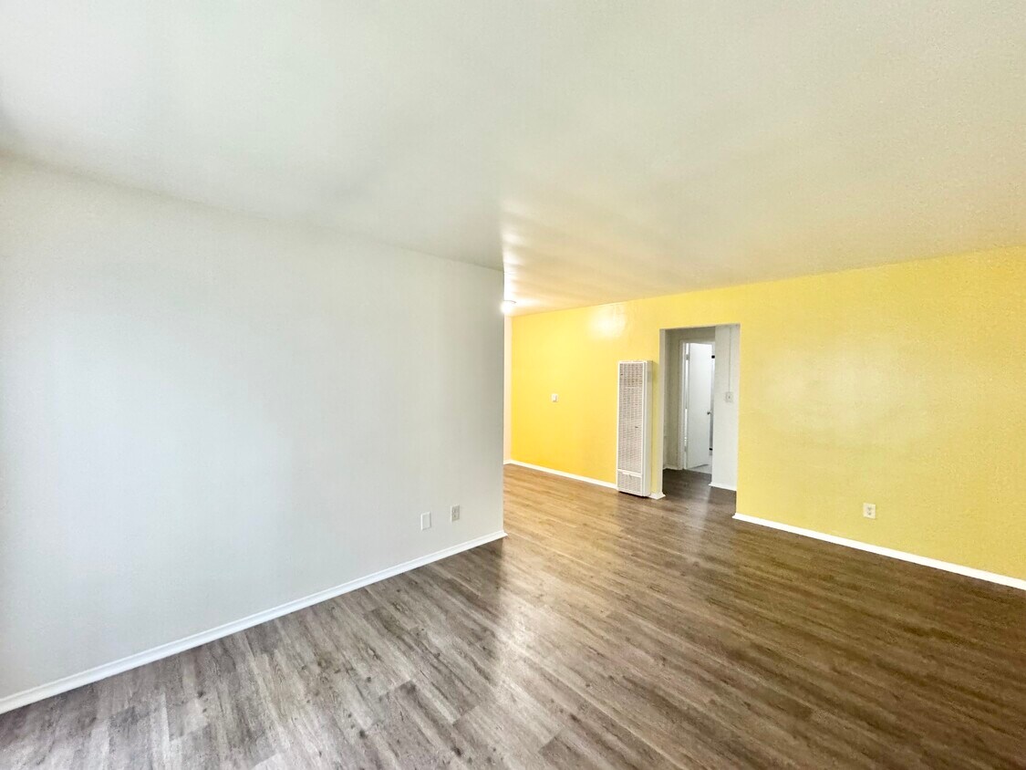 Foto principal - 131 Normandie Ave