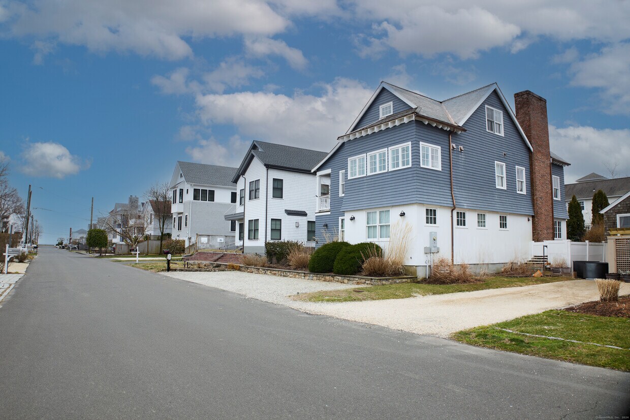 Primary Photo - 29 Fairfield Ave