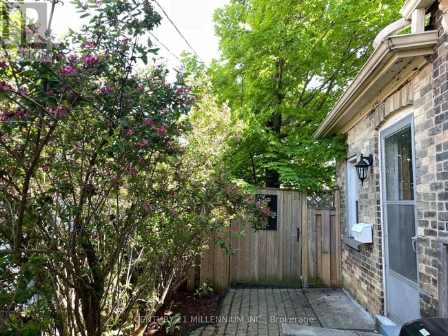 Photo du bâtiment - A - 14A ZINA STREET