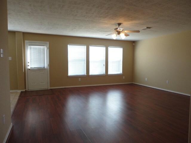Foto del edificio - 18319 Fieldbluff Ln