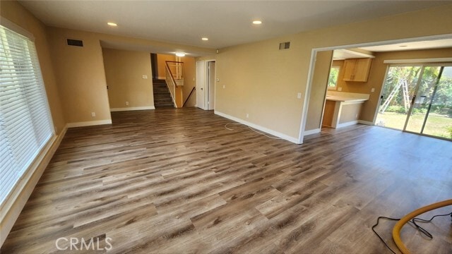 Building Photo - 2220 Loma Verde Dr