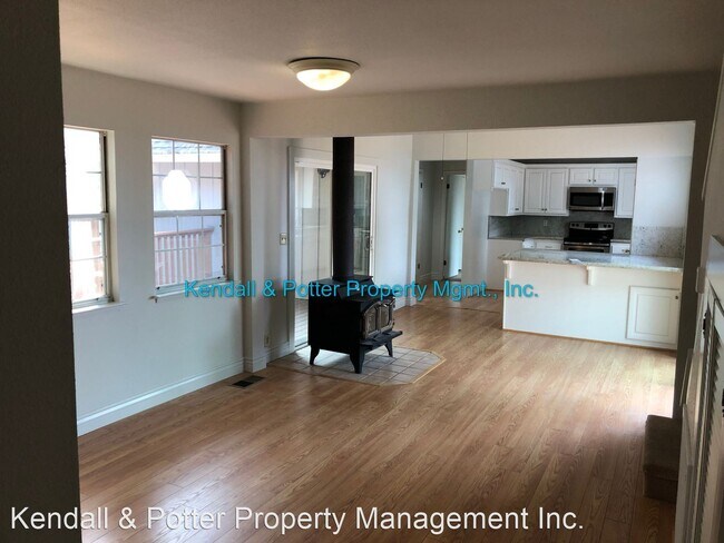 Foto del edificio - 5 br, 3 bath House - 1855 Enos Lane