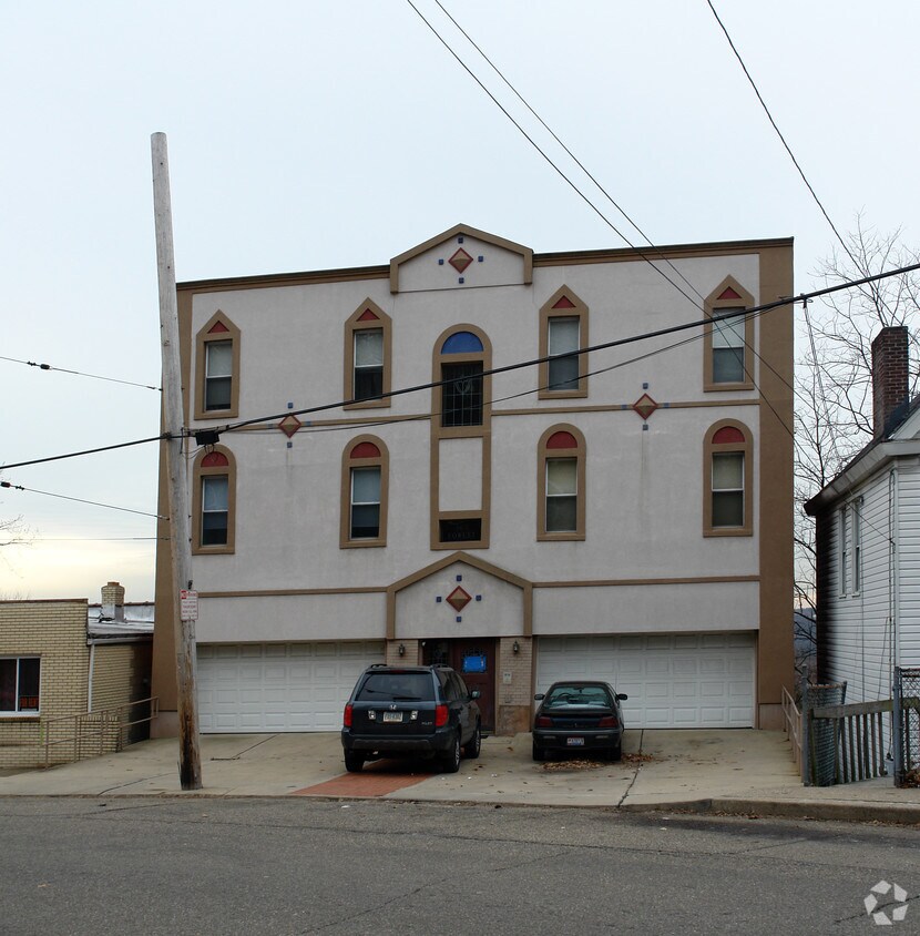 Foto del edificio - 565 Forest Ave