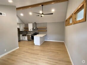 Building Photo - 2705 Mulford Cove