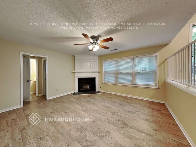 Foto del edificio - 3706 Heyford Ct