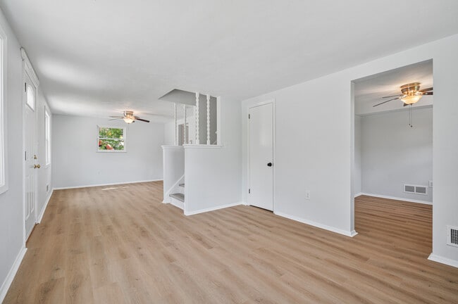 Building Photo - 759 Gallion Ave