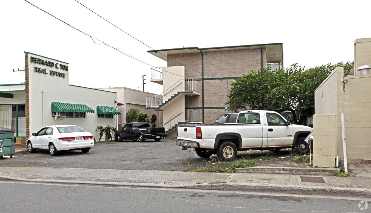 Building Photo - 511 Wailepo St