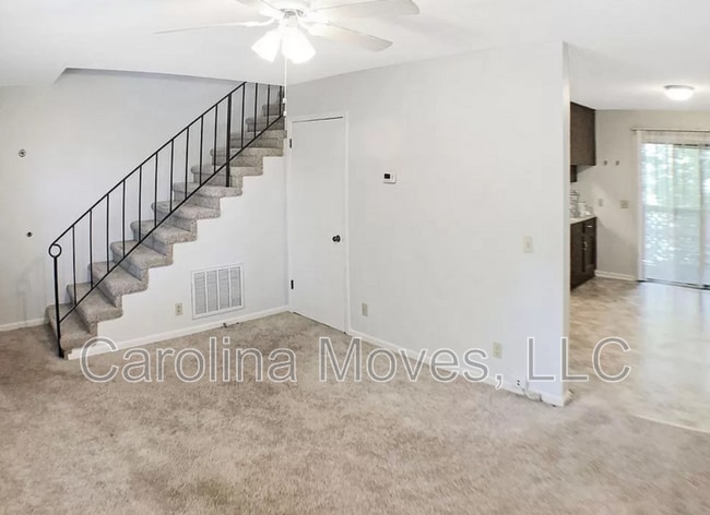 Photo - 8 St Mark Rd House