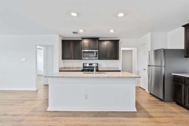 Building Photo - 15227 Telfaire Mdws