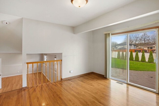 Building Photo - 2614 La Brecque Dr