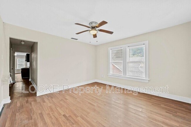 Foto del edificio - 1016 E Arlington Ave