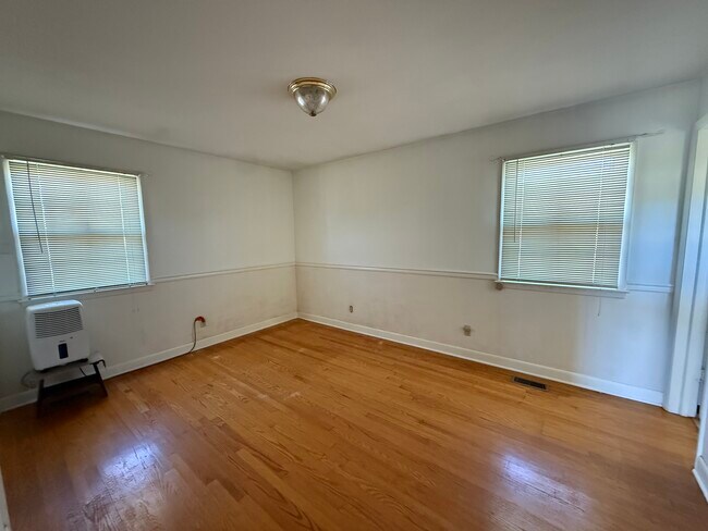 Foto del edificio - 106 Hawthorne Dr