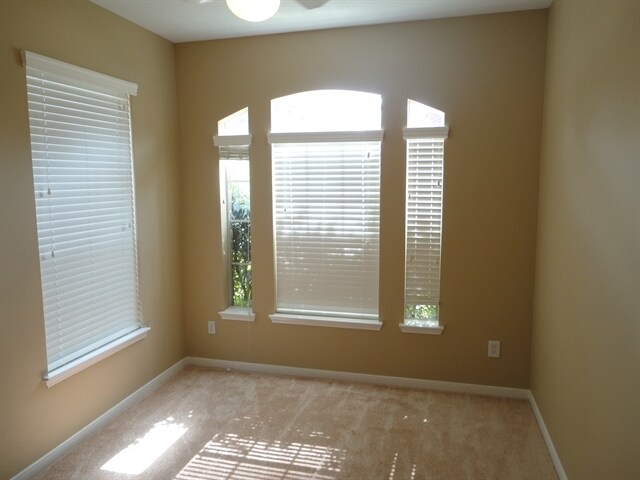 Foto del edificio - 17322 Pikes Peek Ct