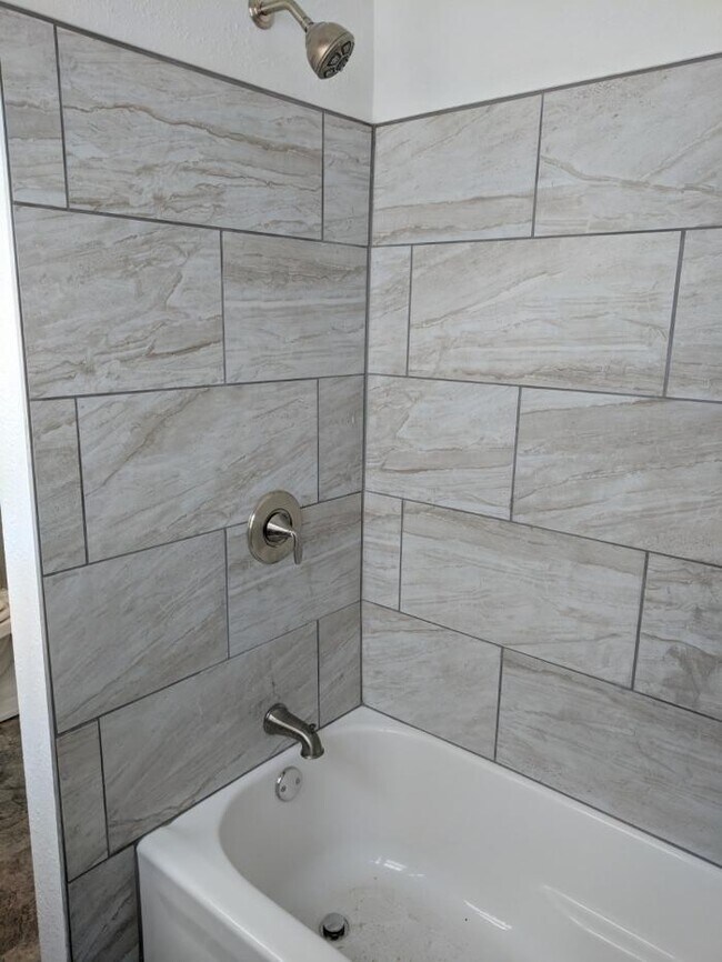 Foto del edificio - 5 bedroom in Fergus Falls MN 56537