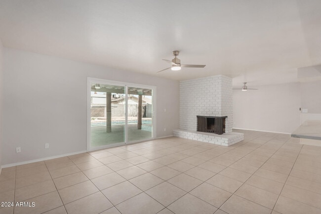 Building Photo - 6319 N 83rd Pl