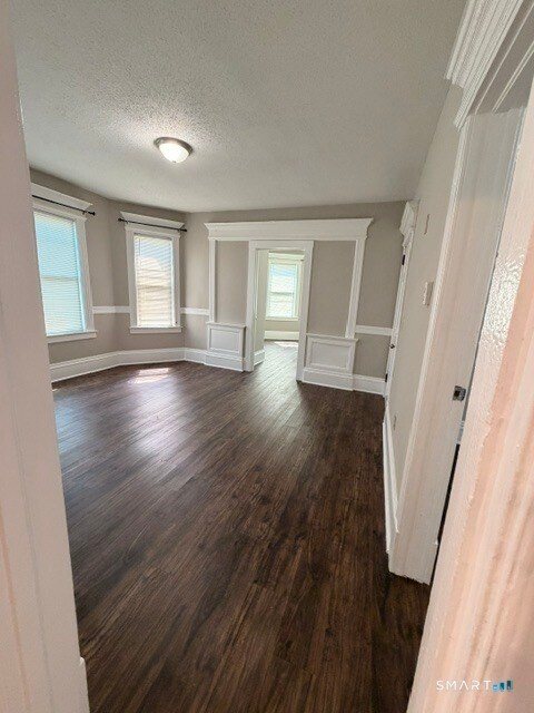 Foto del edificio - 370 Maple Ave