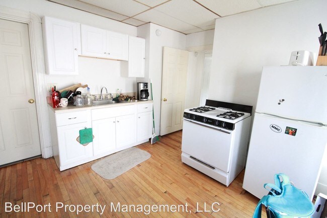 Building Photo - 108 Sherman St