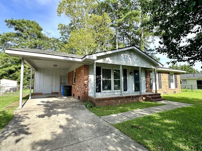 Foto del edificio - 627 Burgoyne Dr