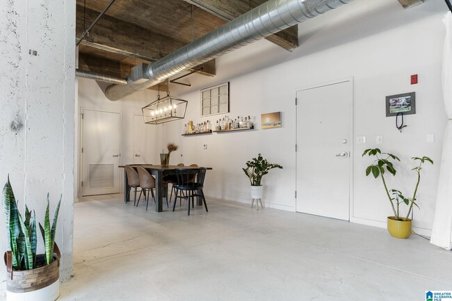 Foto del edificio - 2329 1st Ave N