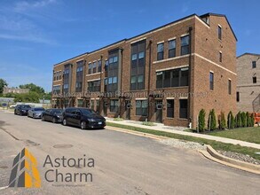 Building Photo - 2928 Maisel St
