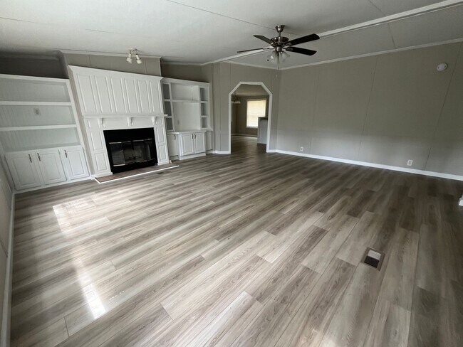 Foto del edificio - 2518 Courthouse Rd