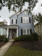 Building Photo - 202 Trillium Ave