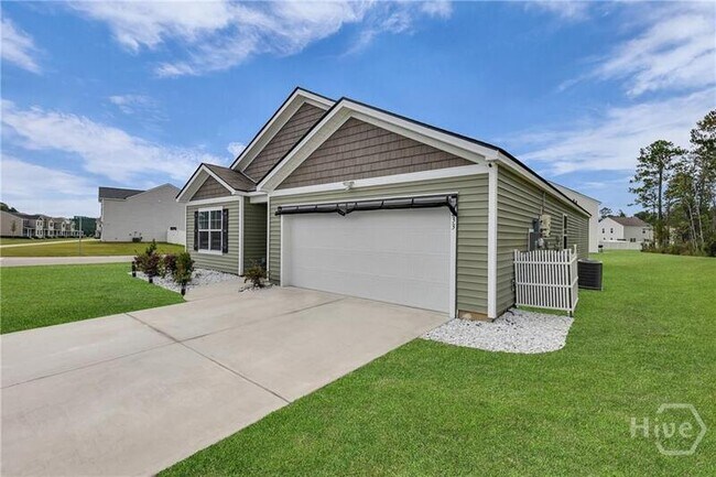 Building Photo - 233 Caribbean Village Dr