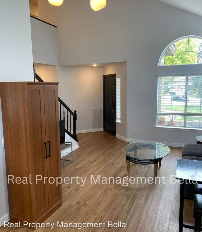 Building Photo - 4 br, 2.5 bath House - 43084 Corte Almonte