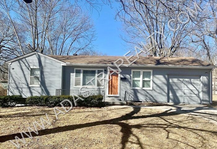 Foto principal - Beautiful Newly Remodeled Raytown Home-Ava...