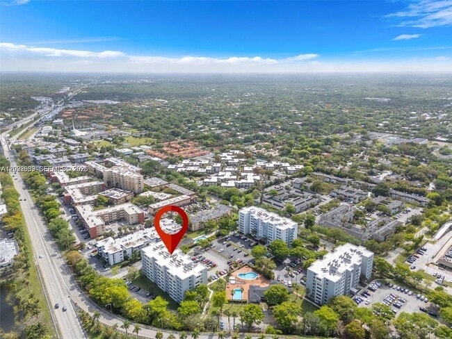 Building Photo - 9143 SW 77th Ave