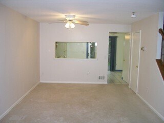Building Photo - 9663 Hingston Downs