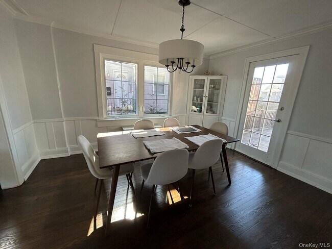 Foto del edificio - 17 Cottonwood Rd