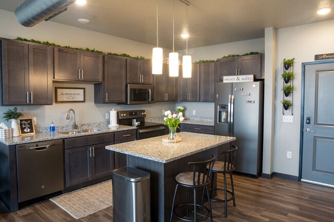 1 Bed Suite - The Emory - Altoona