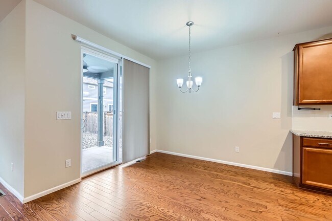 Building Photo - Stunning 4-Bedroom Home in Peaceful Longmo...