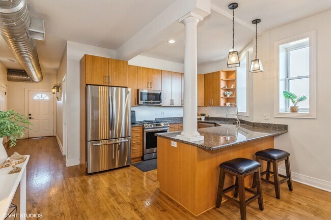 Foto del edificio - 1746 W Huron St