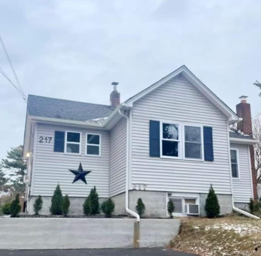 Primary Photo - 217 Sound Beach Blvd
