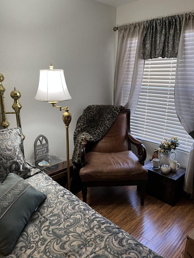 Foto principal - 2451 N Rainbow Blvd