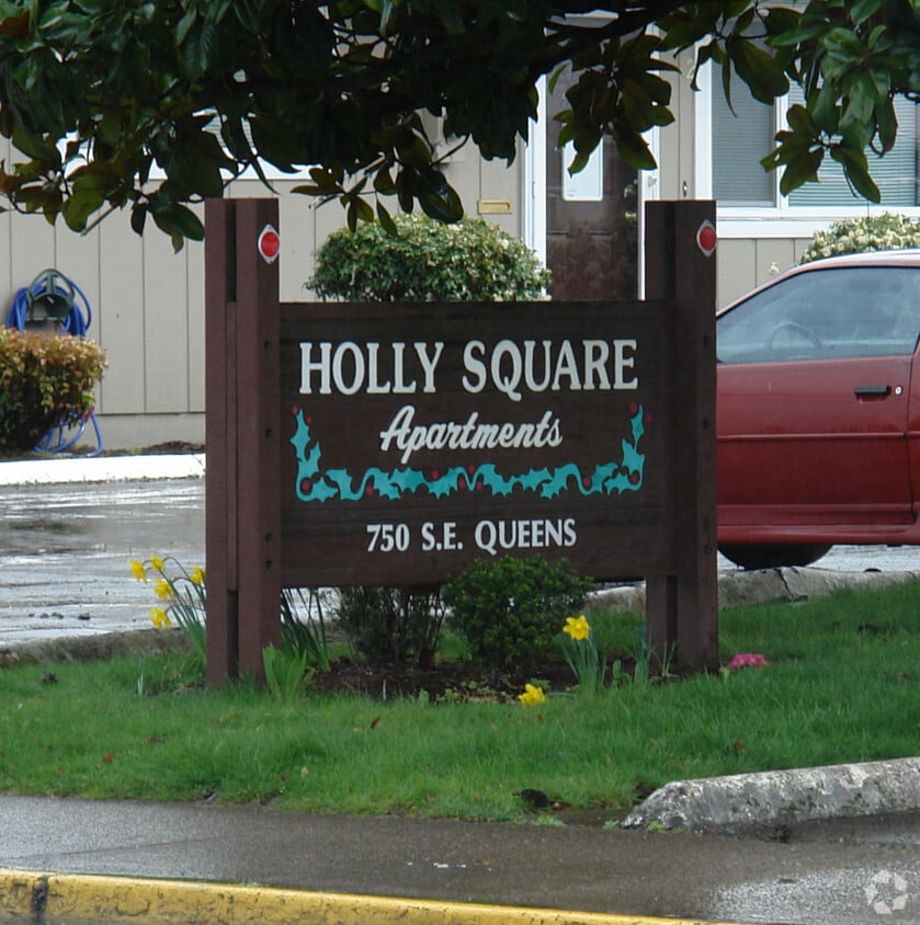 Building Photo - Holly Square Apartments
