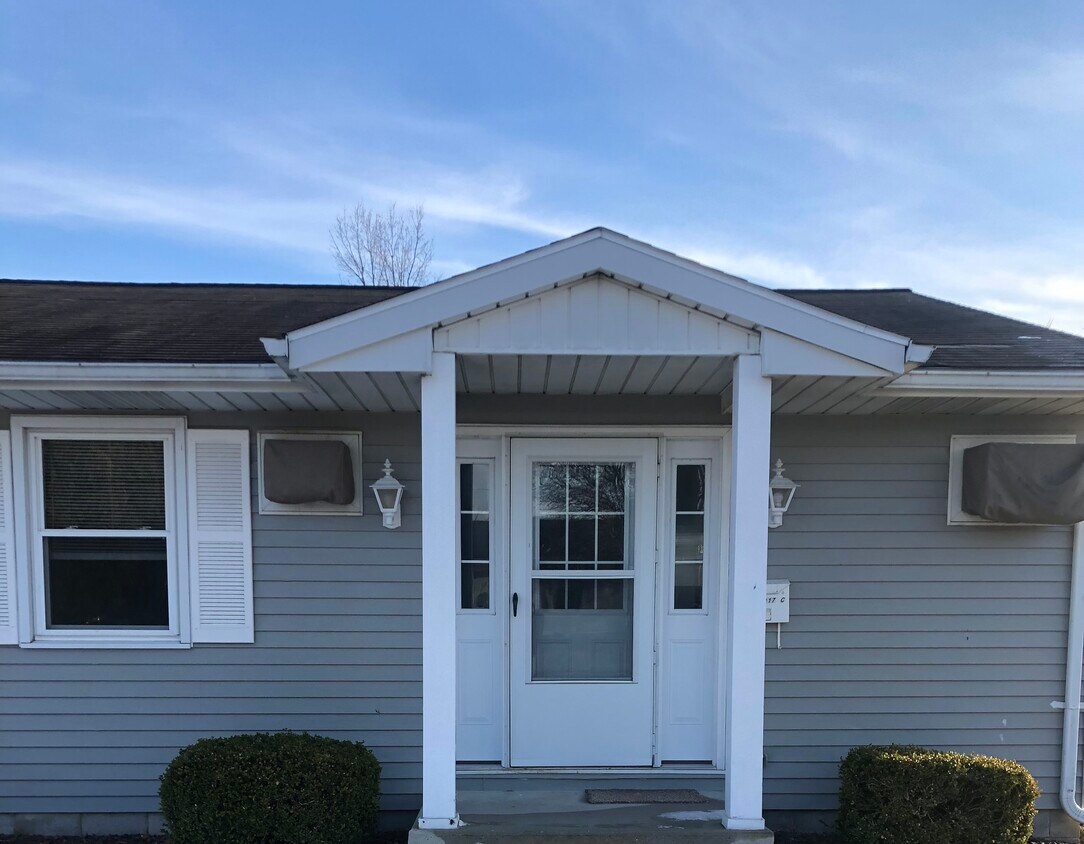 Foto principal - 1017 Ebersole Blvd