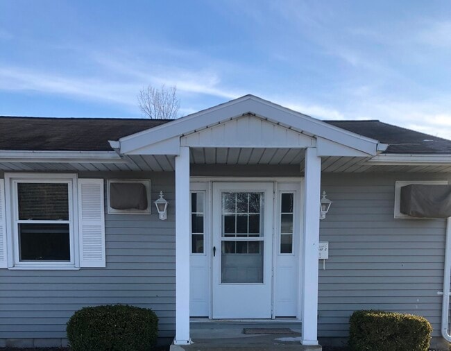Building Photo - 1017 Ebersole Blvd