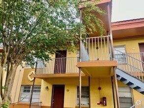 Building Photo - 731 Wyman Ct