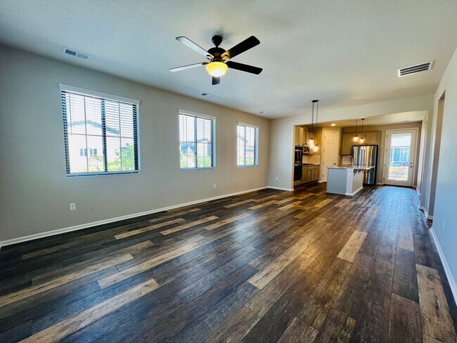 Building Photo - $0 DEPOSIT OPTION. INVITING 3 BED HOME IN EASTPOINT PARK, NORTH COMMERCE CITY