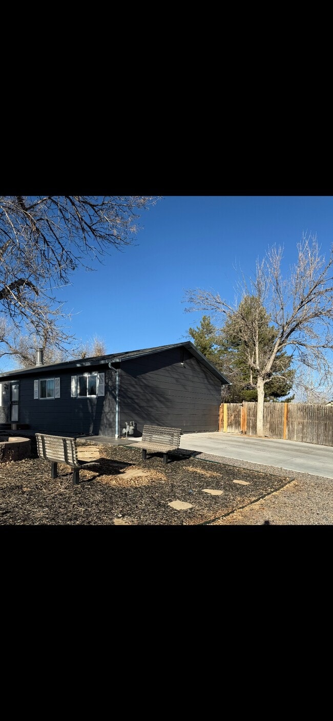 Photo - 11175 Dexter Dr House