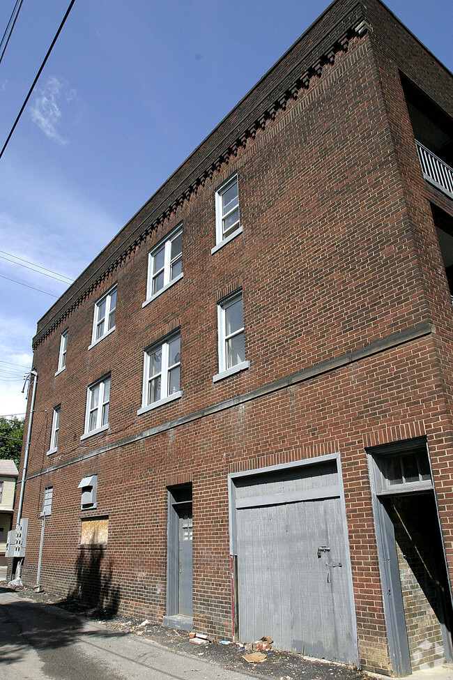 Building Photo - 1307 West St