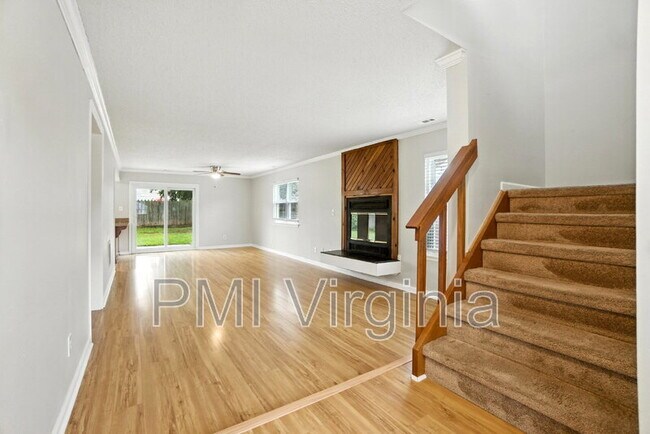 Foto del edificio - 5489 Glenville Cir