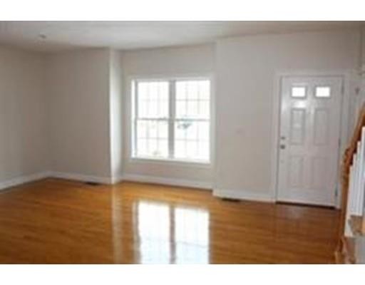 Building Photo - 149 Lowell Rd