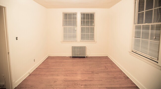 L'Enfant Bedroom - 1731 28th St SE