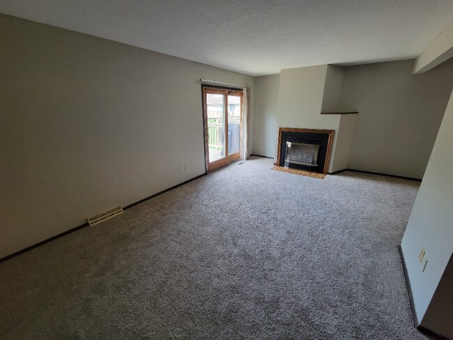 Building Photo - 2351 Dorland Pl