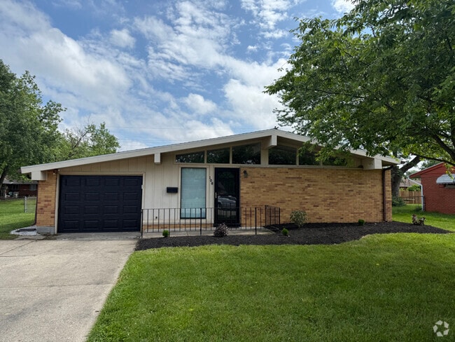 Building Photo - 108 Brownstone Dr