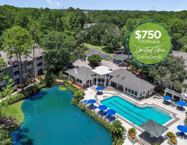 Mandarin Trace Apartments for Rent with Hardwood Floors Jacksonville